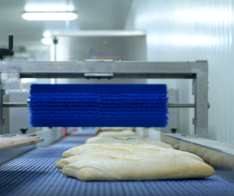 maquinaria en panaderia industrial